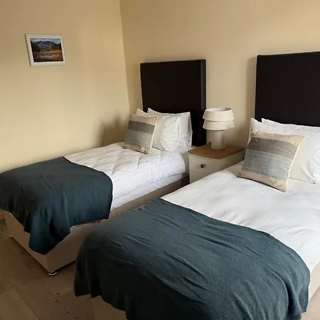 度假居 Large Four Bedroom Town Centre House *