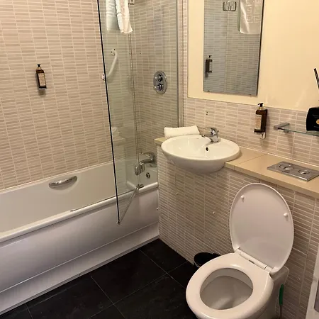 Large Four Bedroom Town Centre House